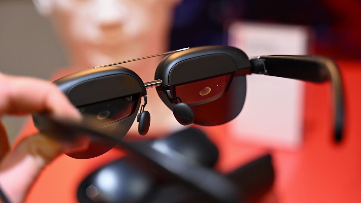 Lenovo Legion Glasses 2: Gafas Gaming con Modo 3D y 120Hz para Juegos Inmersivos